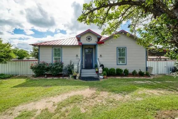 440 E Clark St, Bartlett, TX 76511