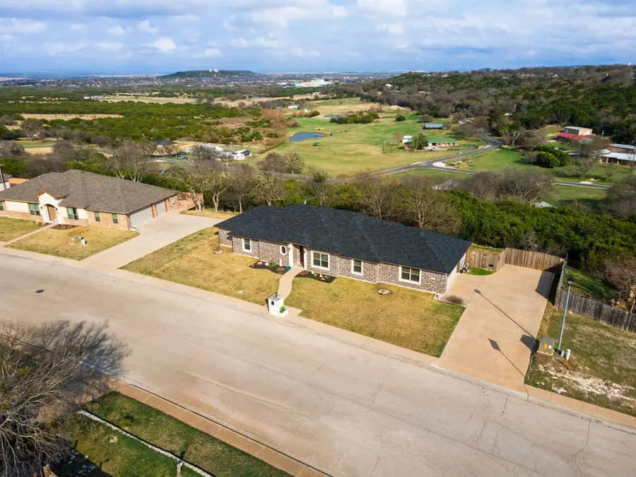 522 Skyline Dr, Copperas Cove, TX 76522 - #2