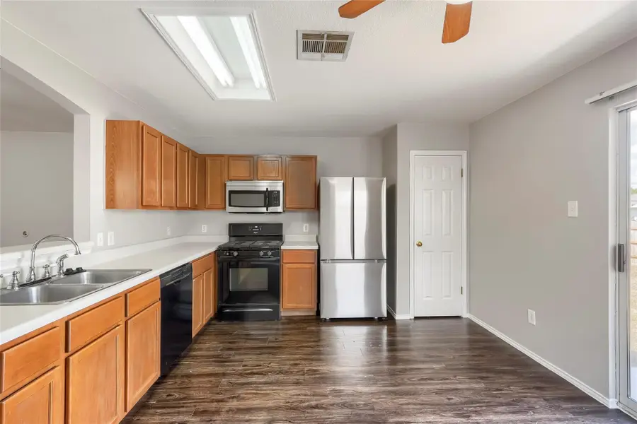 113 Mason Reed Cv, Kyle, TX 78640 - #2