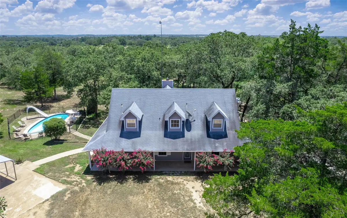 153 Ironstone Rd, Smithville, TX 78957 - #1