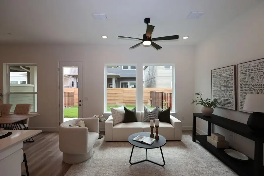 1025 Brickell Loop, Austin, TX 78744 - #2