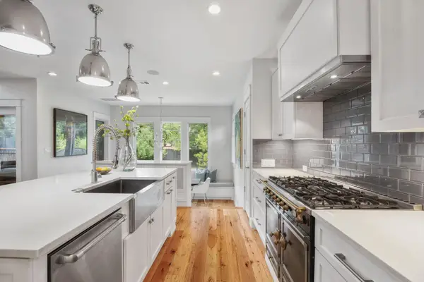 606 E 42nd St, Austin, TX 78751