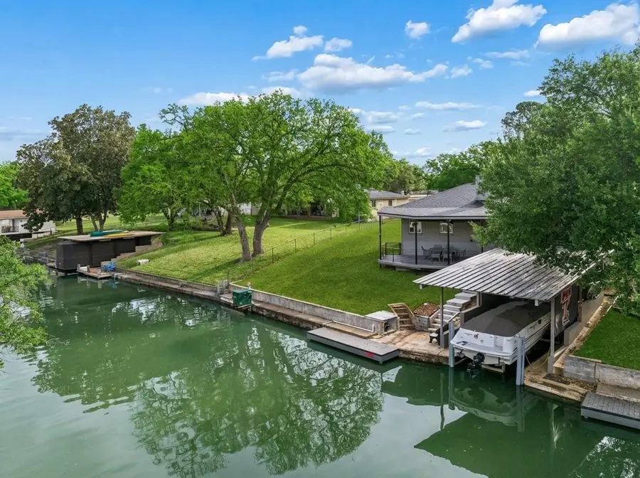 119 Robin Rd, Marble Falls, TX 78654 - #2