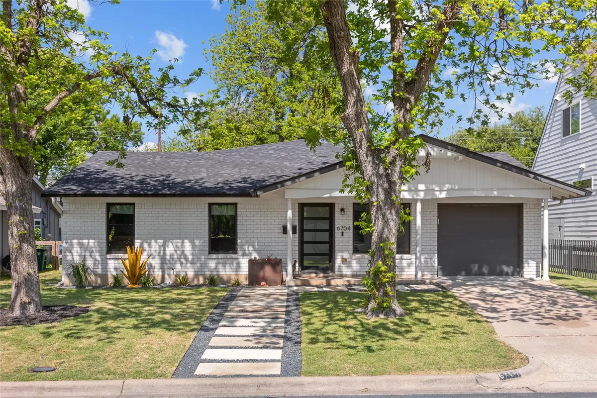6704 Hardy Dr, Austin, TX 78757 - #1