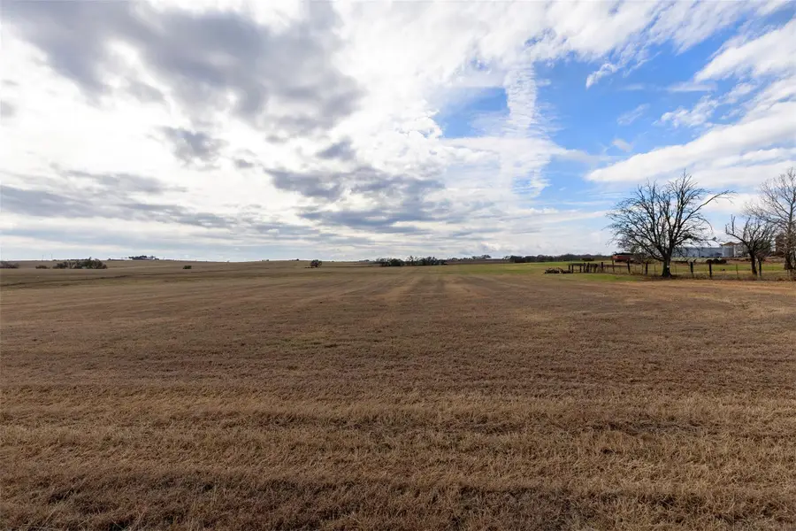 1111 E Main St, Troy, TX 76579 - Image #3