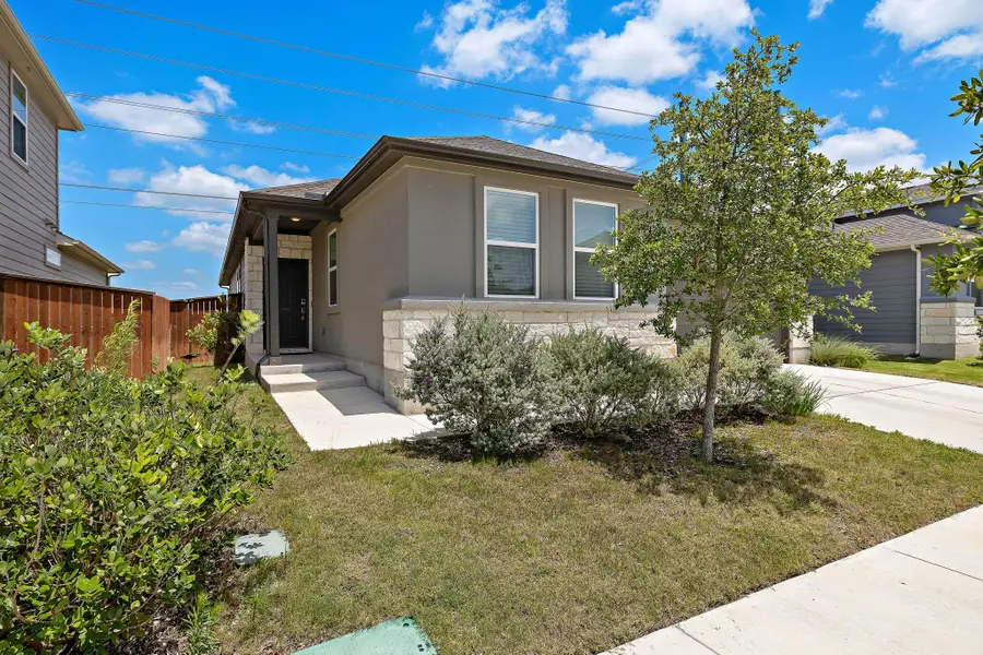 129 Adeline Rd, Hutto, TX 78634 - #2