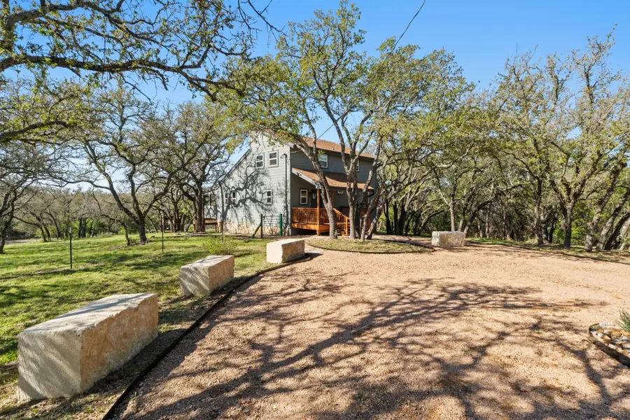 205 Shadows Dr, Spicewood, TX 78669 - #3