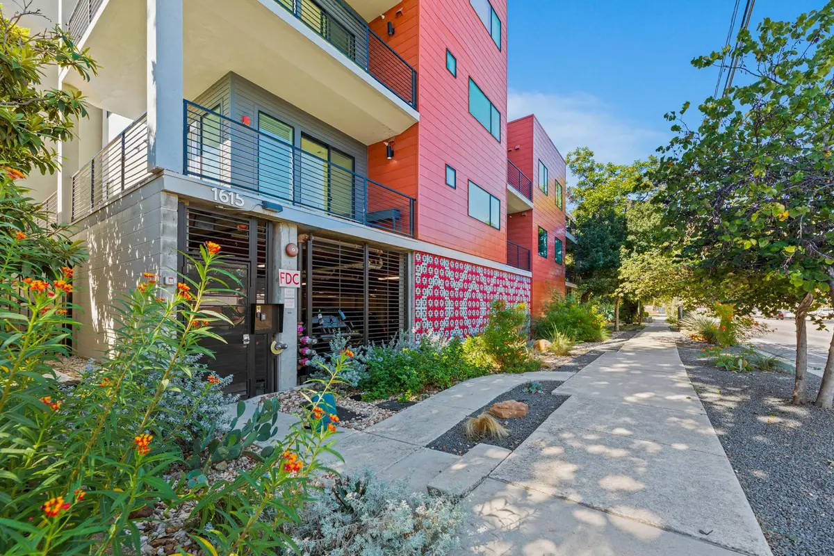 1615 E 7th St #202, Austin, TX 78702 - #1