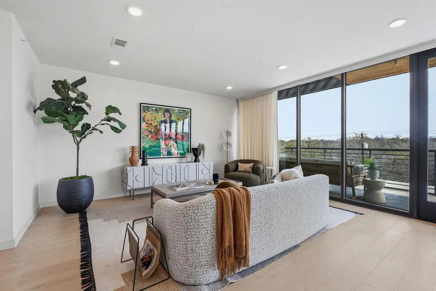 1600 S 1st St #410, Austin, TX 78704 - #3