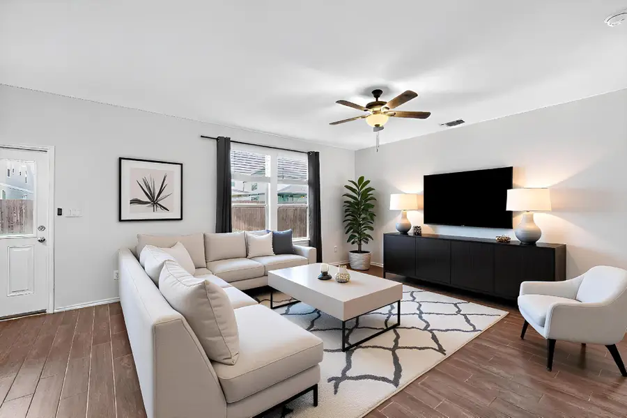 128 Banyon Dr, Liberty Hill, TX 78642 - Image #3