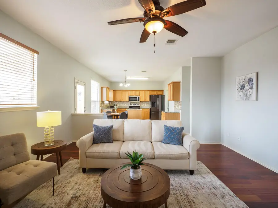 13504 Richard Nixon St, Manor, TX 78653 - Image #2