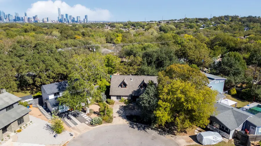 3201 Overcup Oak Dr, Austin, TX 78704 - Image #2