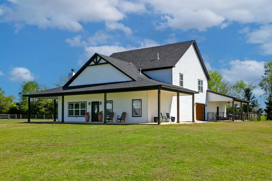 10477 Acacia Ln, Hearne, TX 77859 - #2