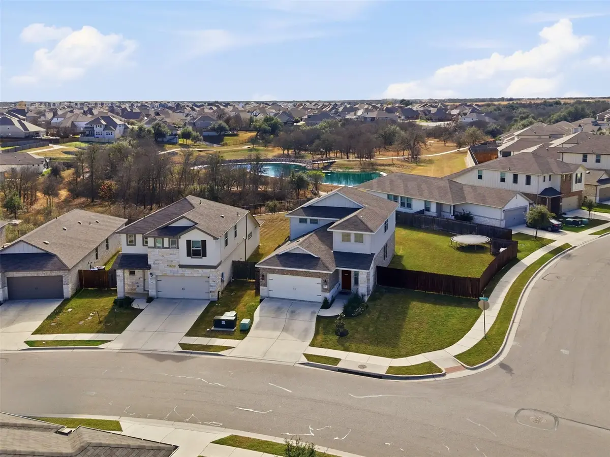 431 Dipprey Ln, Georgetown, TX 78628 - Image #1