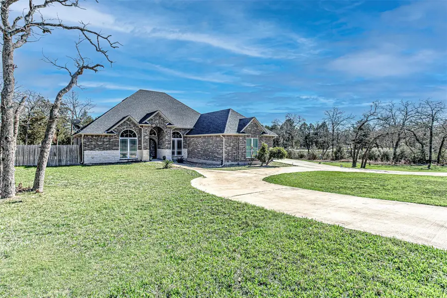 105 Arbors Cir, Elgin, TX 78621 - #2