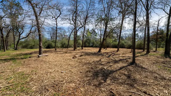 1201 County Road 323, Rockdale, TX 76567