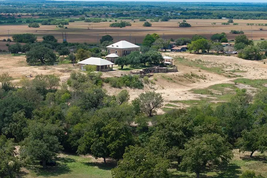 6887 Von Ormy Rd, Von Ormy, TX 78073 - #2