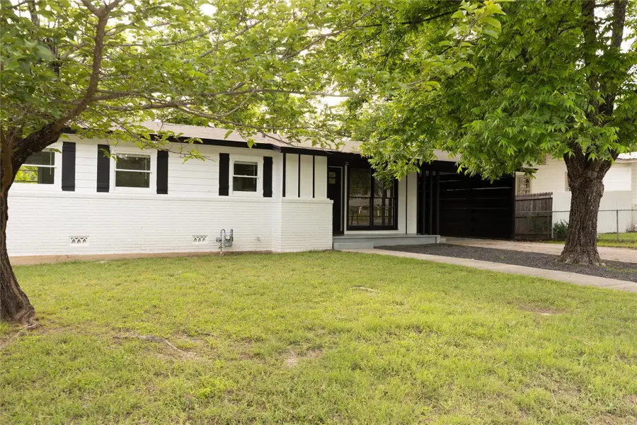 22 Steele St, Lampasas, TX 76550 - #3