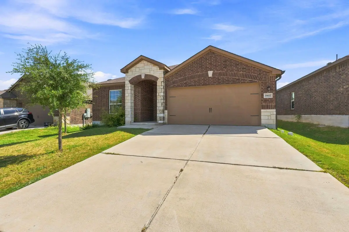 19617 Andrew Jackson St, Manor, TX 78653 - #1