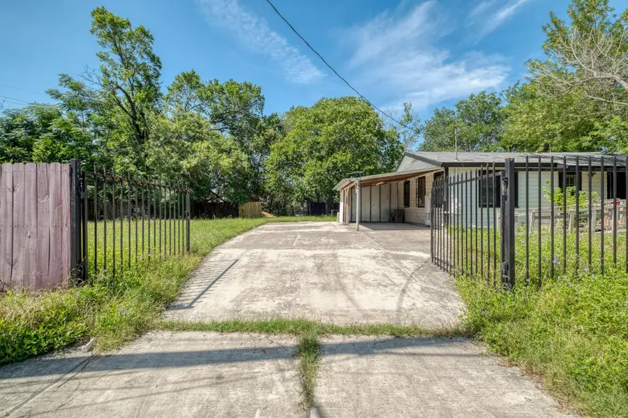 3509 Lyons Rd, Austin, TX 78702 - #2
