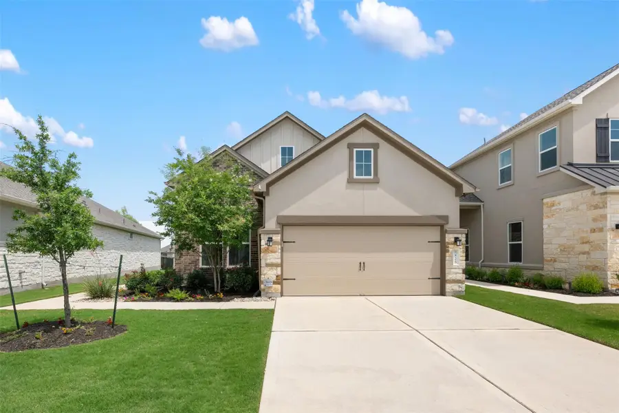 825 Faith Dr, Liberty Hill, TX 78642 - #2