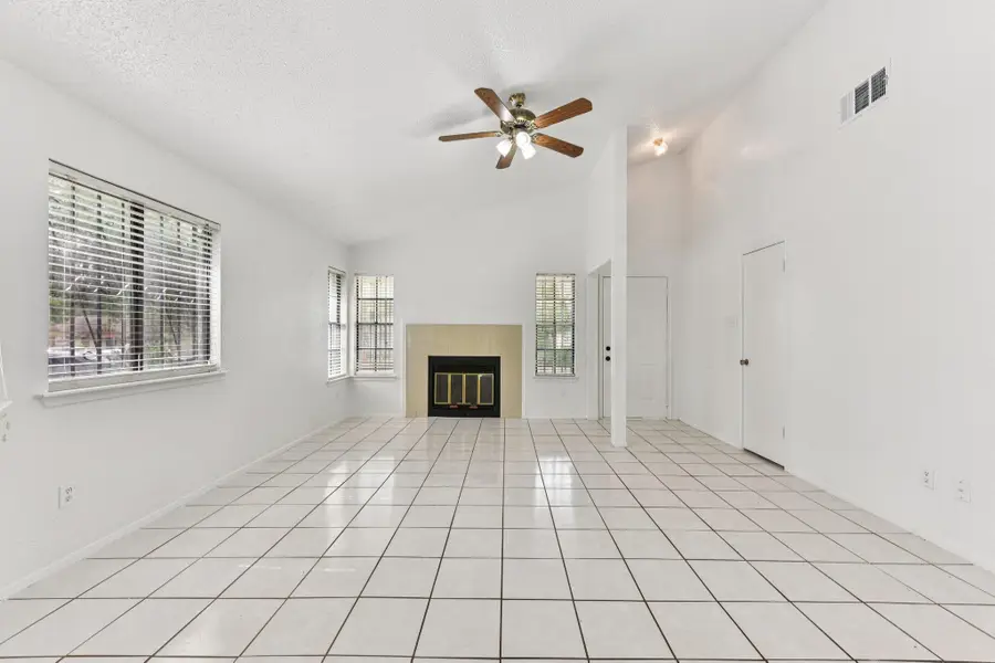 4616 Borage Dr, Austin, TX 78744 - #3