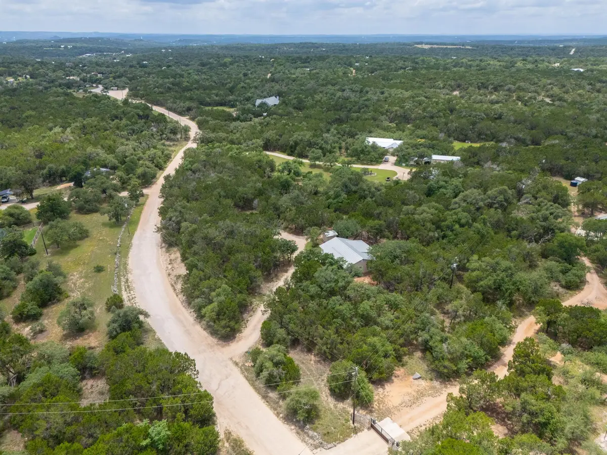 231 N Rainbow Ranch Rd, Wimberley, TX 78676 - #1