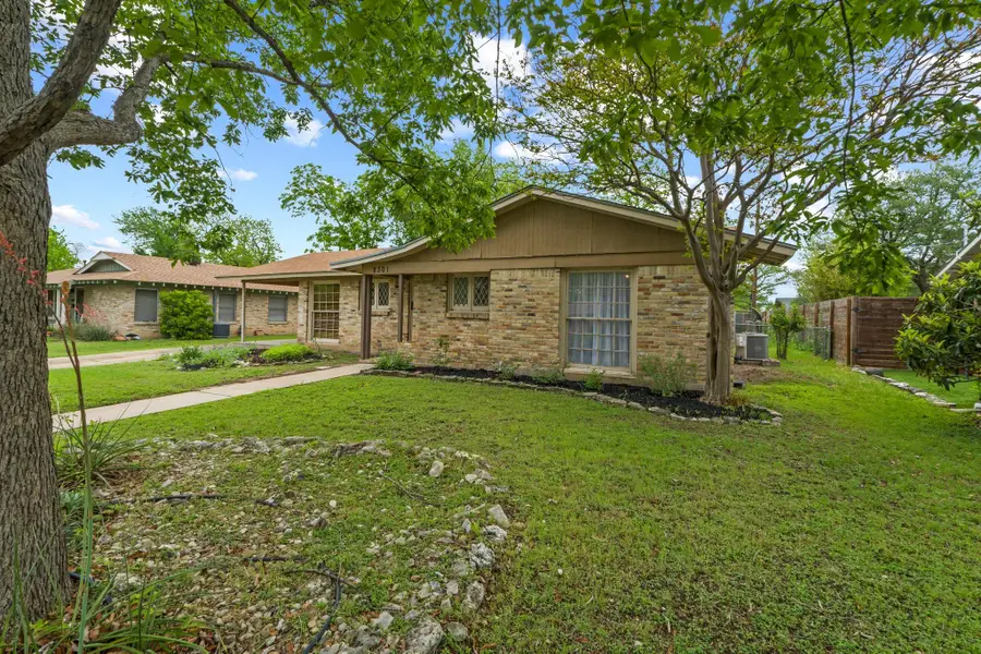 8301 Polar Dr, Austin, TX 78757 - #2