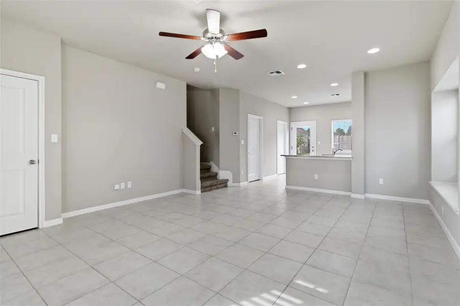436 Spiny Lizard Ln, San Marcos, TX 78666 - #2