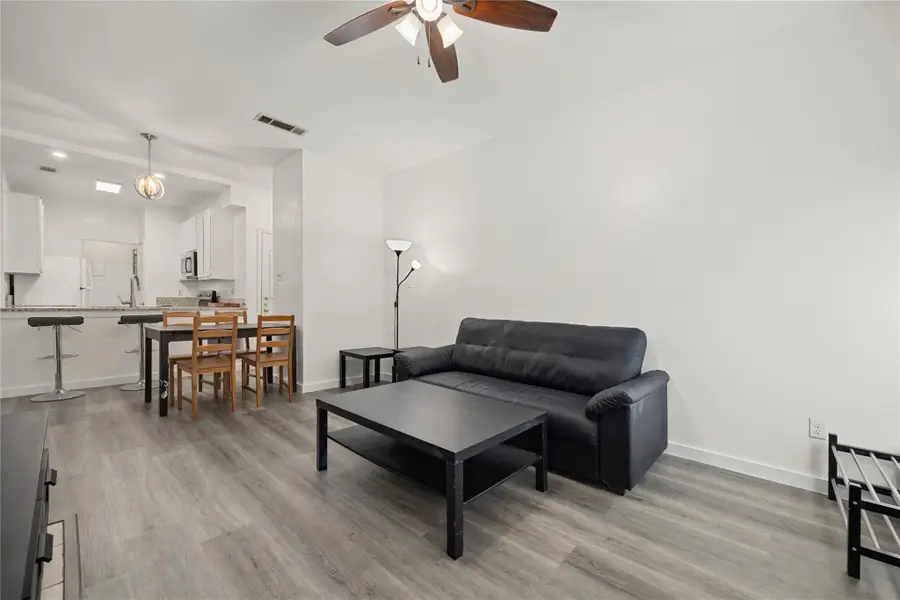 806 W 24th St #213, Austin, TX 78705 - #3