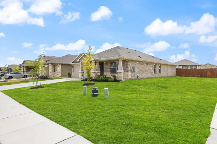 333 Pedernales Ln, Hutto, TX 78634 - #2