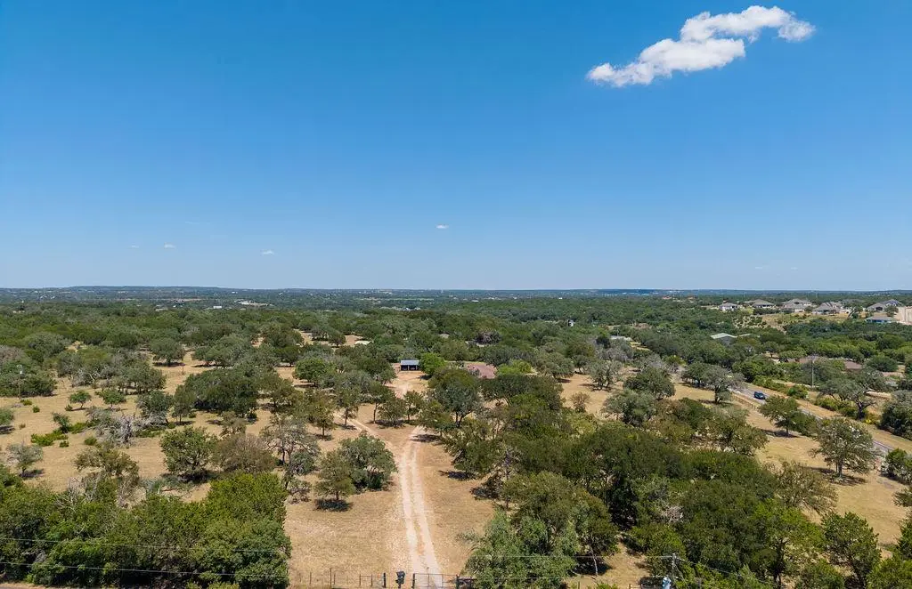 306 Rr #1869, Liberty Hill, TX 78642 - #1