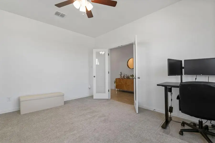 631 Breeze Hollow Ln, Georgetown, TX 78628 - #3