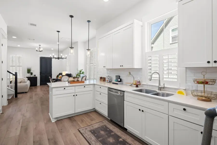 1066 Twain St, Driftwood, TX 78619 - Image #3