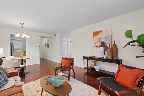 3815 Guadalupe St #204, Austin, TX 78751