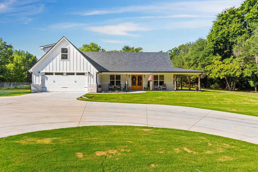 428 12th St, Valley Mills, TX 76689 - Image #2