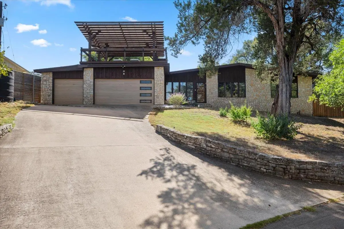 119 Vicinity Trl, Spicewood, TX 78669 - Image #1