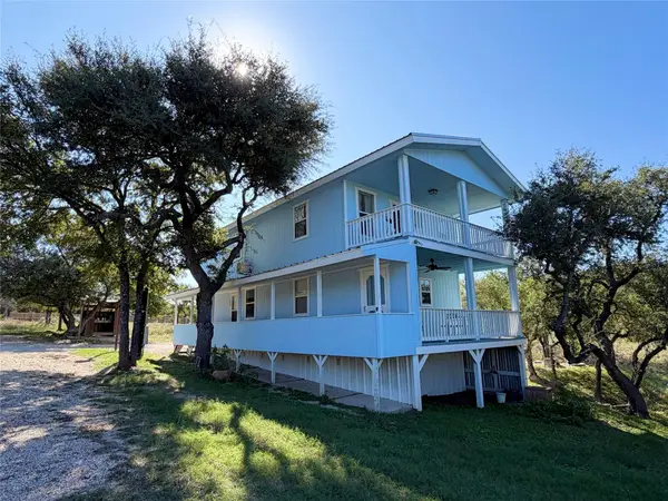 611 Zuleme St, Burnet, TX 78611
