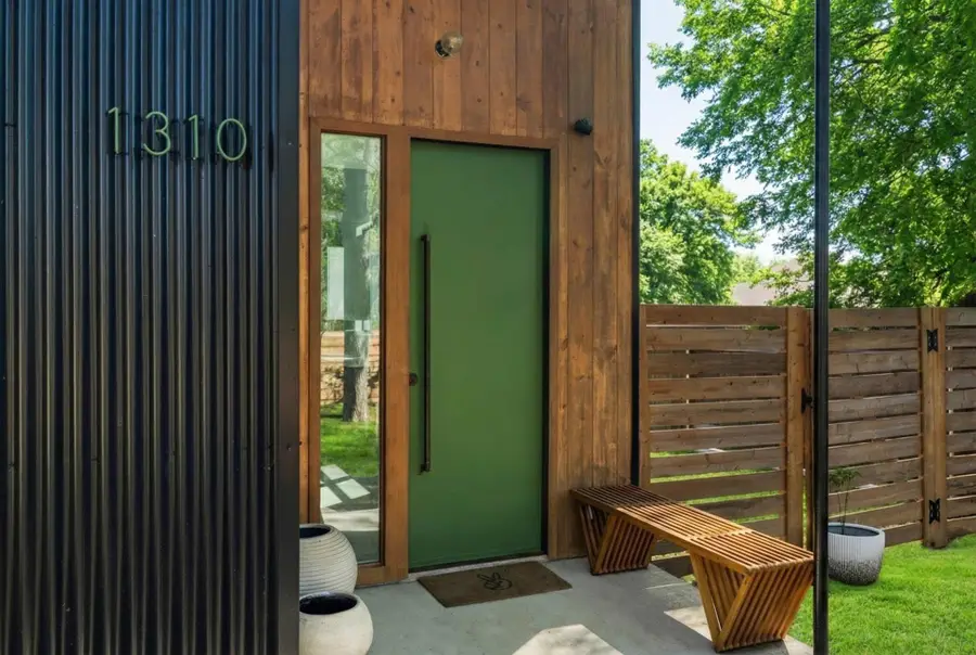 1310 Green St, Lockhart, TX 78644 - #3