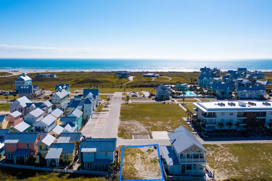 607 W Center Sq, Port Aransas, TX 78373 - #3