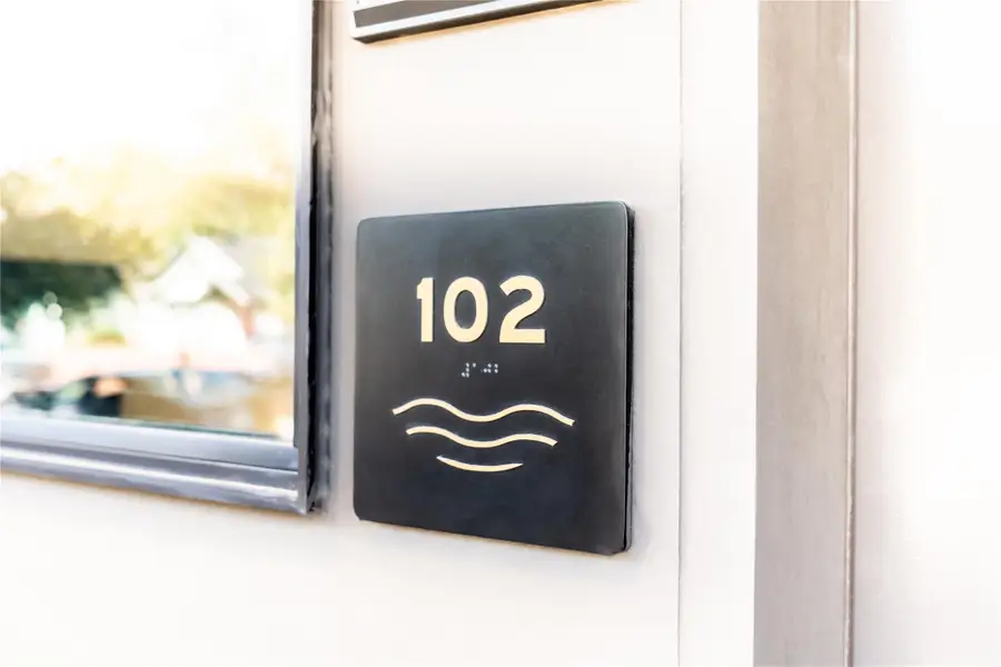 49 Navasota St #102, Austin, TX 78702 - Image #2