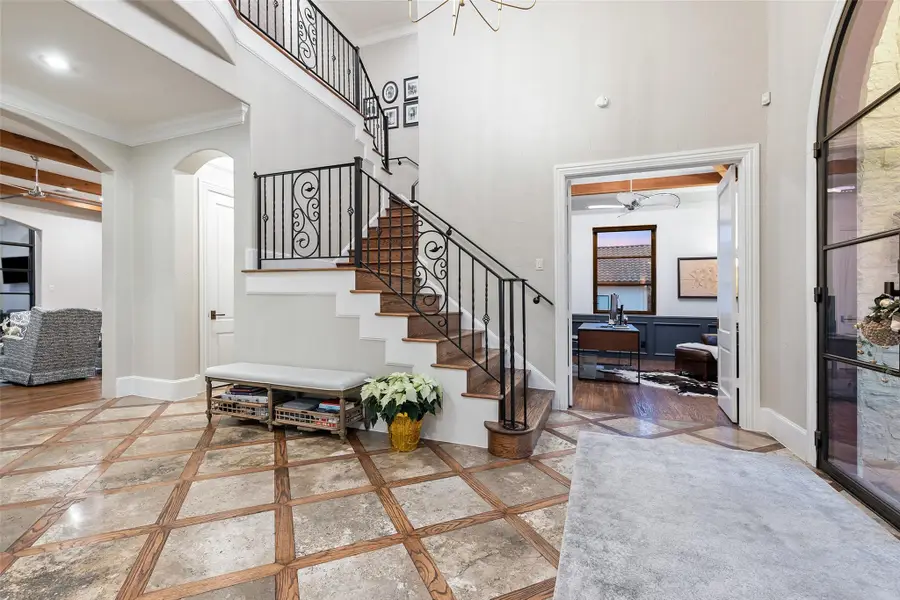 215 Neville Wood Ct, Austin, TX 78738 - Image #3