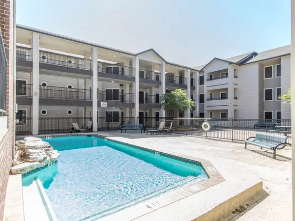 501 W 26th St #117, Austin, TX 78705