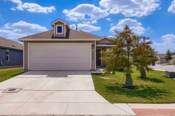 5803 Antonio Place Pl, Seguin, TX 78155