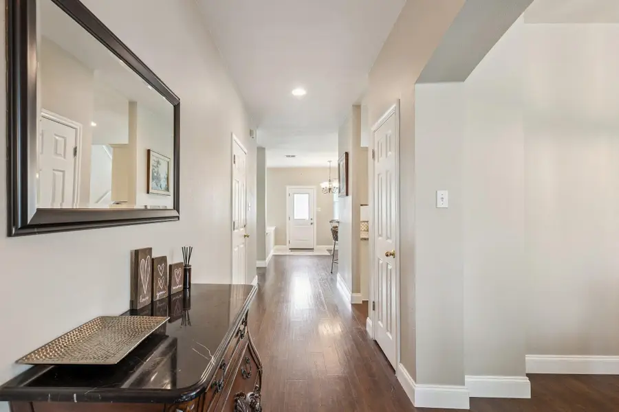 4033 Sable Oaks Dr, Round Rock, TX 78664 - #2