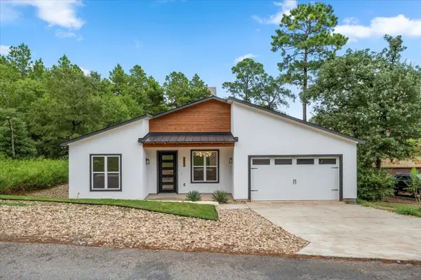 273 Tahitian Dr, Bastrop, TX 78602