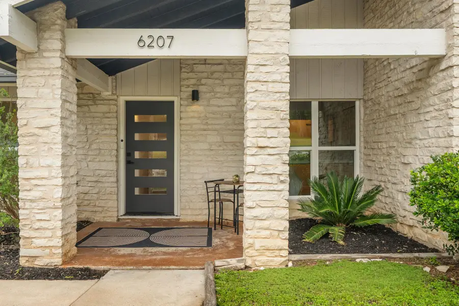 6207 Hyside Dr, Austin, TX 78723 - #2