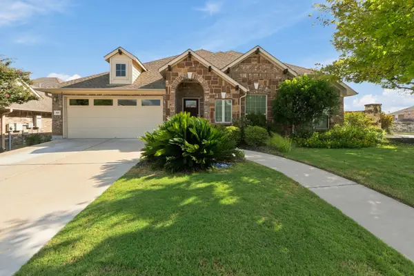 100 Lismore St, Hutto, TX 78634
