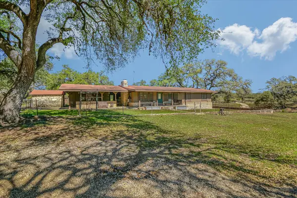 5421 Purgatory Rd, San Marcos, TX 78666