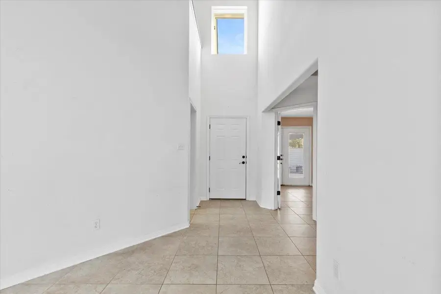 180 W Kelley Rd, Bastrop, TX 78602 - Image #2